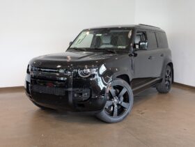 New 2025 Land Rover Defender 110 X-Dynamic SE