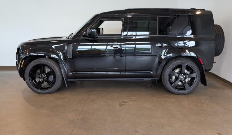 New 2025 Land Rover Defender 110 X-Dynamic SE full