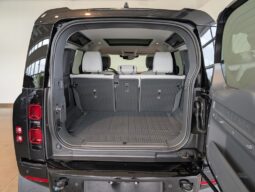 New 2025 Land Rover Defender 110 X-Dynamic SE full