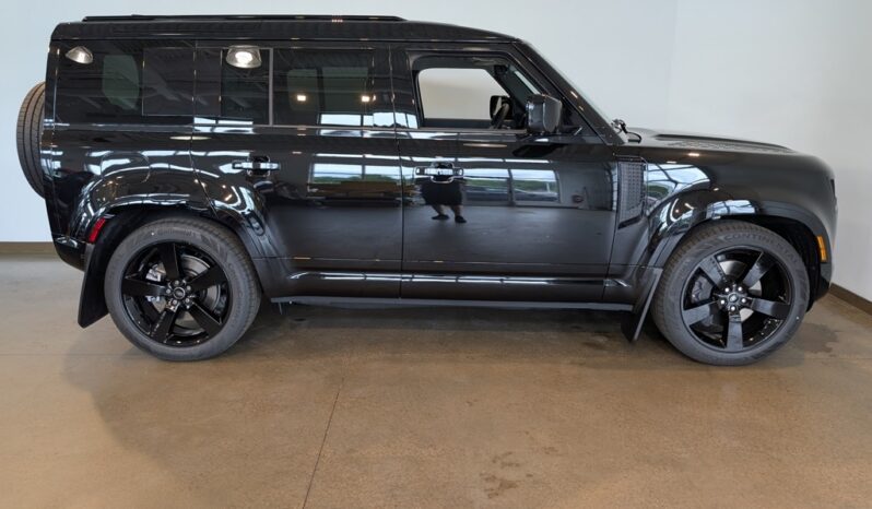 New 2025 Land Rover Defender 110 X-Dynamic SE full