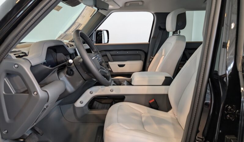 New 2025 Land Rover Defender 110 X-Dynamic SE full