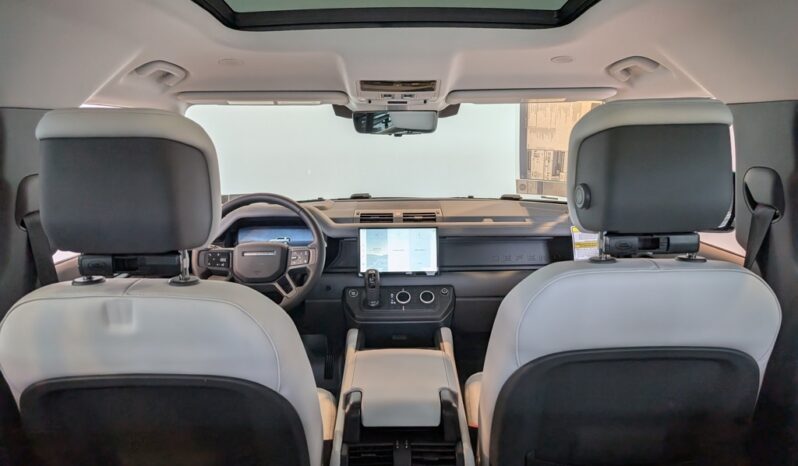 New 2025 Land Rover Defender 110 X-Dynamic SE full