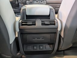 New 2025 Land Rover Defender 110 X-Dynamic SE full