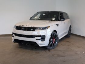New 2025 Land Rover Range Rover Sport Dynamic