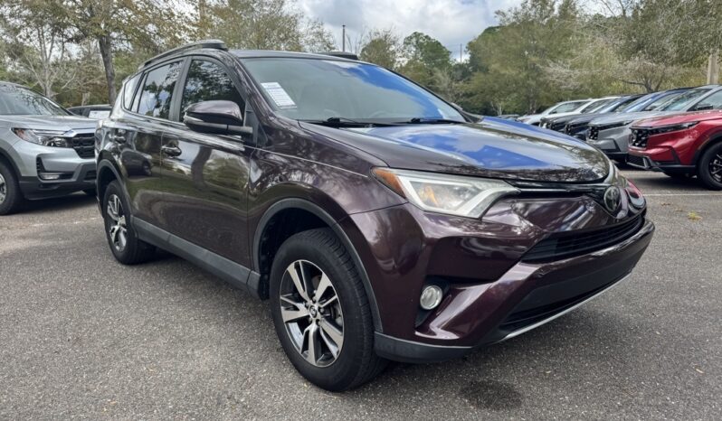 2018 Toyota RAV4 XLE full