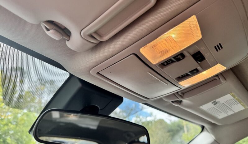 2018 Toyota RAV4 XLE full
