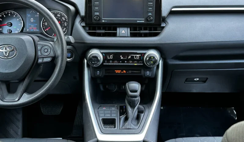 2022 Toyota RAV4 XLE AWD full