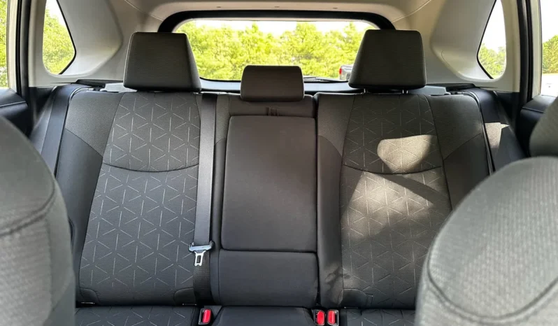 2022 Toyota RAV4 XLE AWD full