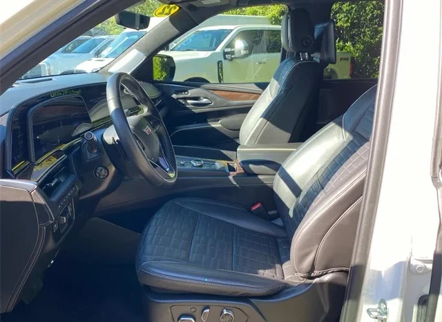 2022 Cadillac Escalade Sport Platinum full