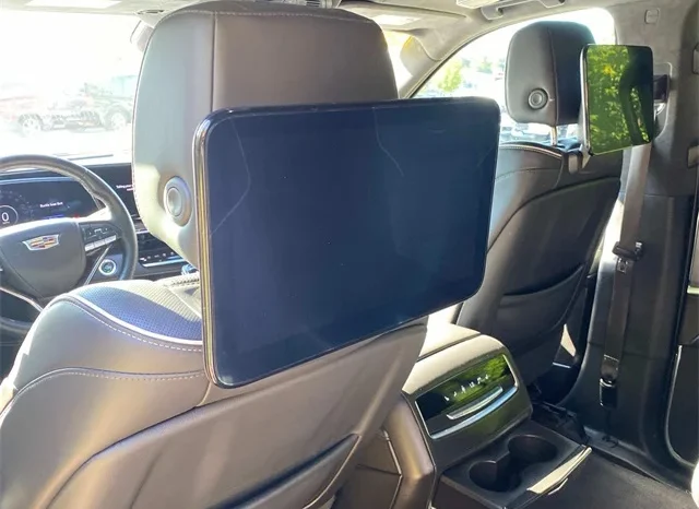 2022 Cadillac Escalade Sport Platinum full