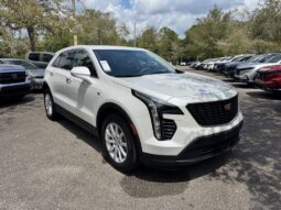 2023 Cadillac XT4 Luxury full