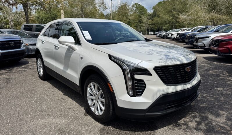 2023 Cadillac XT4 Luxury full