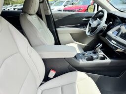 2023 Cadillac XT4 Luxury full