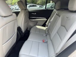 2023 Cadillac XT4 Luxury full