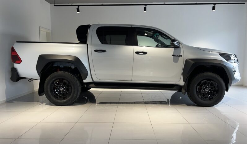 New 2025 Toyota Hilux GR Sport 4WD full