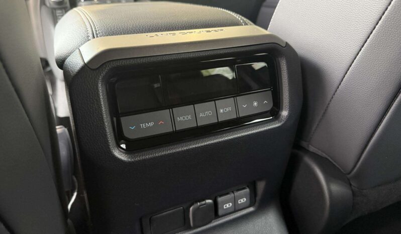 New 2025 Toyota Land Cruiser 2.8L D-4D full
