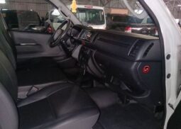2017 Toyota Hiace 2.0L 1TR Gasoline full