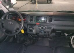 2017 Toyota Hiace 2.0L 1TR Gasoline full