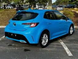 2019 Toyota Corolla SE 2.0L Hatchback full