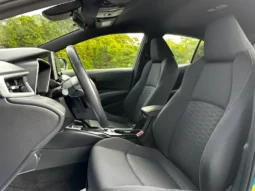 2019 Toyota Corolla SE 2.0L Hatchback full