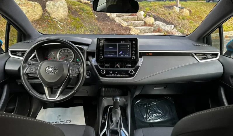 2019 Toyota Corolla SE 2.0L Hatchback full