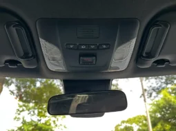 2019 Toyota Corolla SE 2.0L Hatchback full