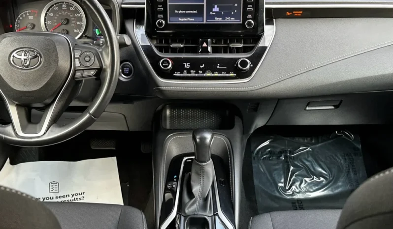 2019 Toyota Corolla SE 2.0L Hatchback full