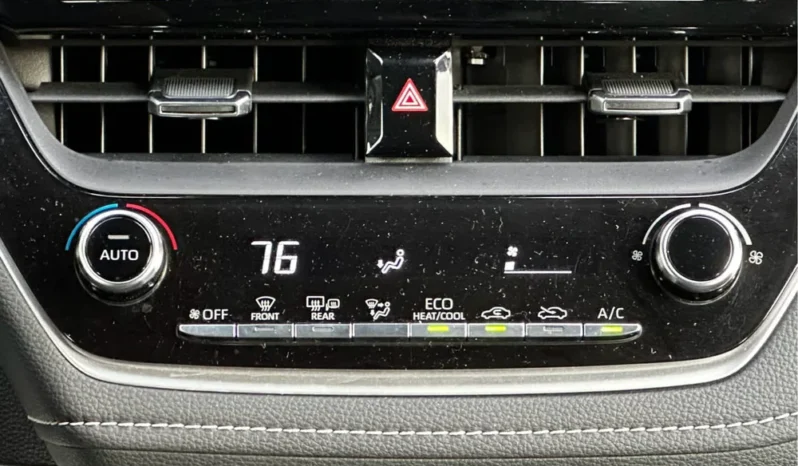 2019 Toyota Corolla SE 2.0L Hatchback full