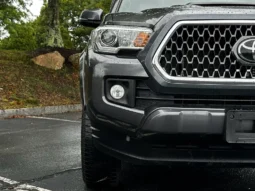 2019 Toyota Tacoma TRD Sport 4X4 full