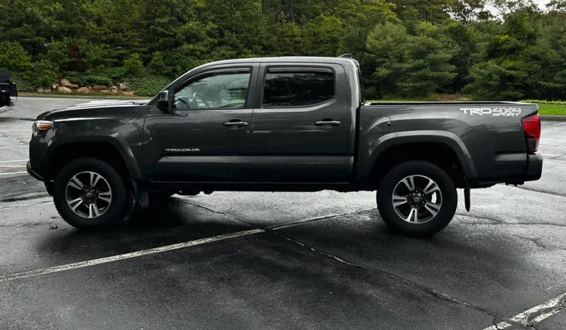 2019 Toyota Tacoma TRD Sport 4X4 full
