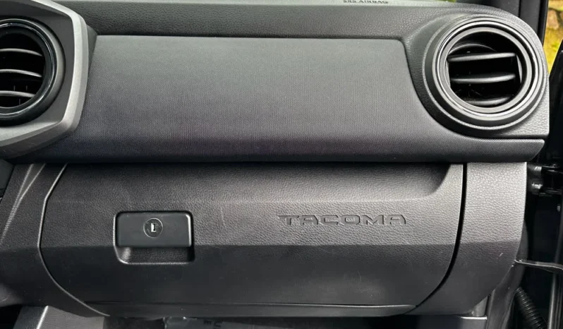 2019 Toyota Tacoma TRD Sport 4X4 full