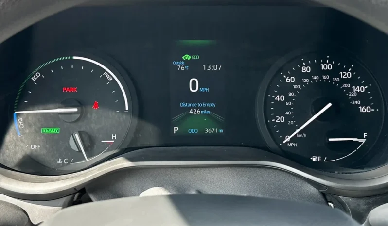 2024 Toyota Sienna LE full