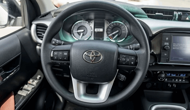 Export All New 2025 Toyota Hilux SR5 2.7L Gasoline full