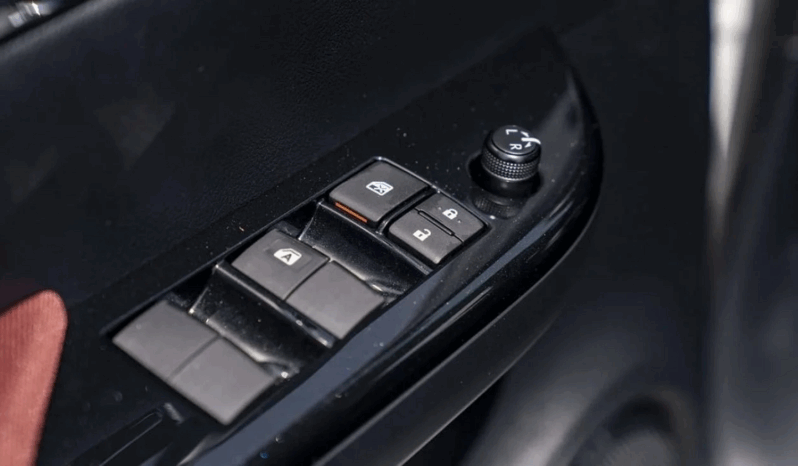 Export All New 2025 Toyota Hilux SR5 2.7L Gasoline full