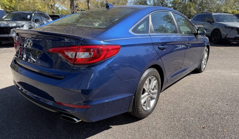 2015 Hyundai Sonata SE full