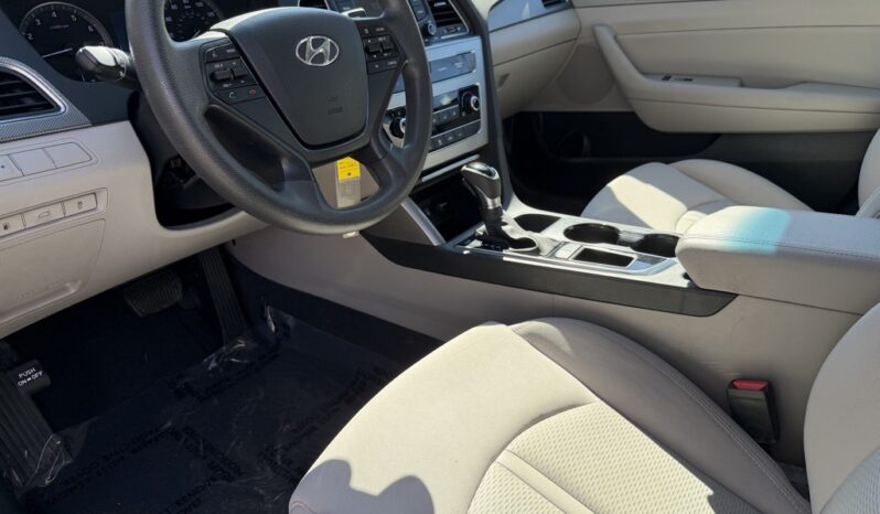 2015 Hyundai Sonata SE full