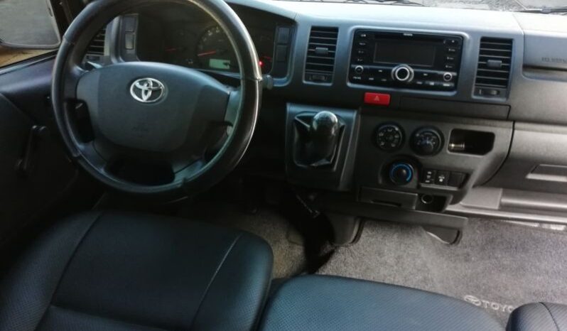 2015 Toyota Hiace 2.5L Diesel full