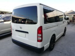 2015 Toyota Hiace 2.5L Diesel full