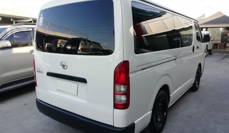 2015 Toyota Hiace 2.5L Diesel full