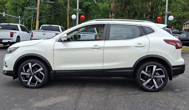 2021 Nissan Rogue Sport SL full