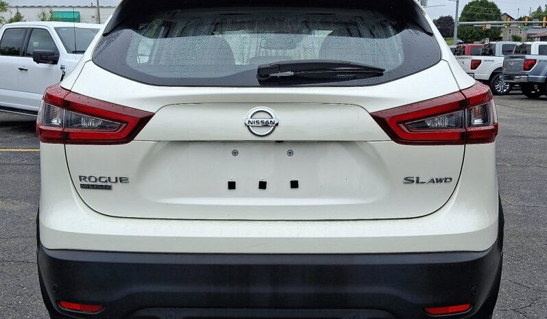 2021 Nissan Rogue Sport SL full