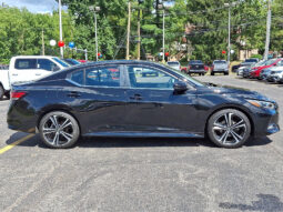 2021 Nissan Sentra SR FWD full