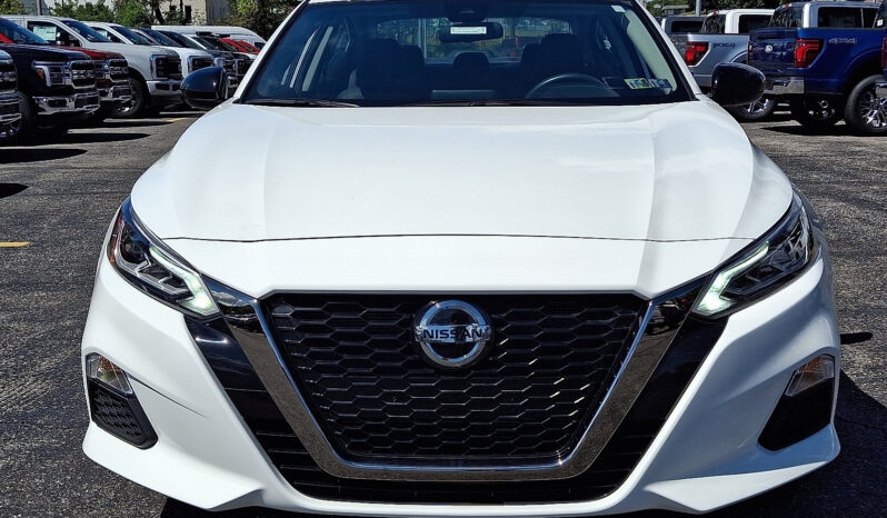 2022 Nissan Altima 2.5 SR FWD full