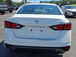 2022 Nissan Altima 2.5 SR FWD full