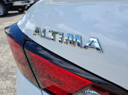 2022 Nissan Altima 2.5 SR FWD full