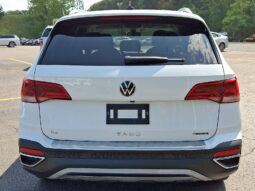 2022 Volkswagen Taos SE AWD full