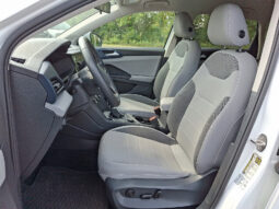 2022 Volkswagen Taos SE AWD full