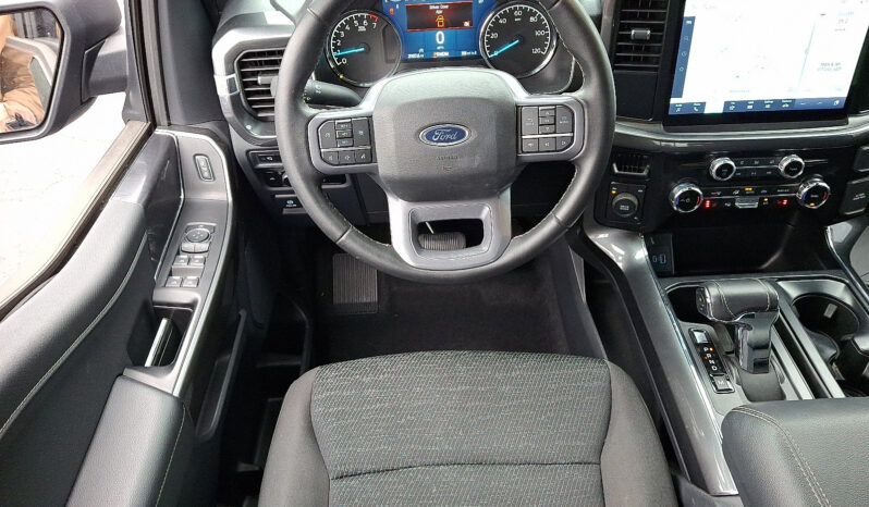 2023 Ford F-150 XLT 4WD full