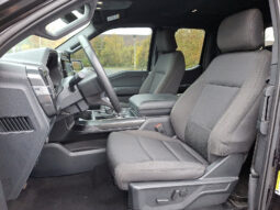 2023 Ford F-150 XLT 4WD full