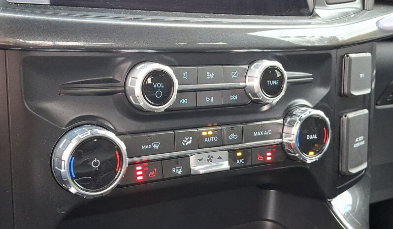 2023 Ford F-150 XLT 4WD full